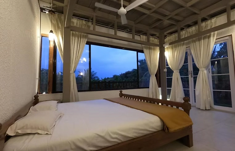 Aranyagiri-Luxury-Cottage-22.webp
